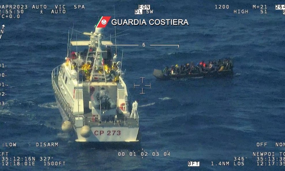 Samo tijekom vikenda u Italiju je stiglo 2000 migranata brodovima sa sjevernoafričke obale