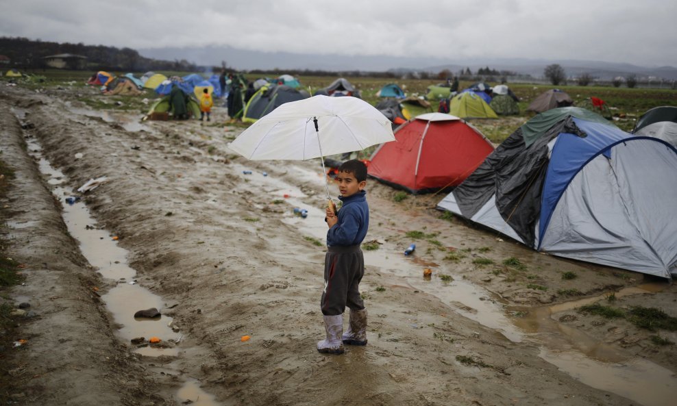 izbjeglice u kampu idomeni
