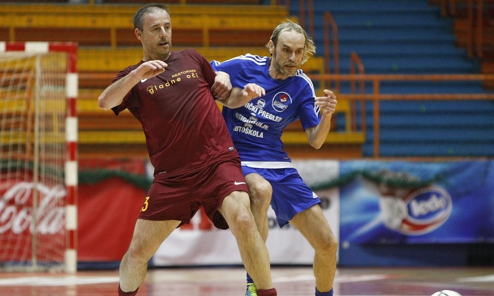 Robert Grdović (lijevo) vs. Jasmin Agić