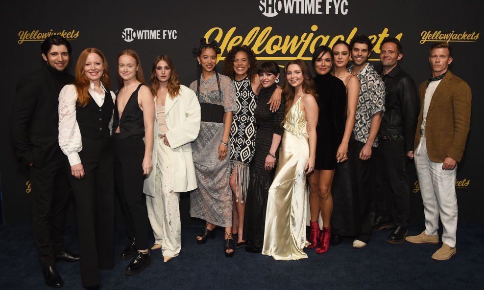 Glumačka ekipa 'Yellowjackets' na premijeri druge sezone