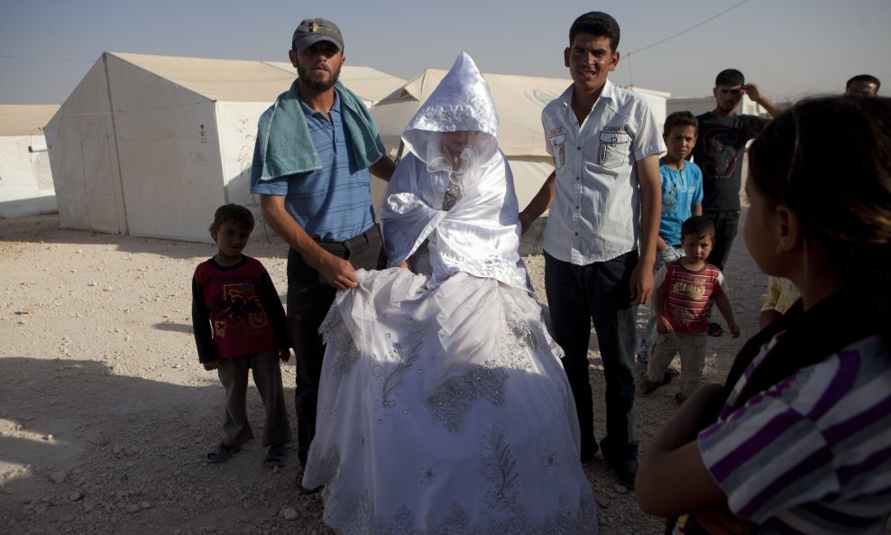 Udaja maloljetne Sirijke, izbleglički kamp Zaatari 