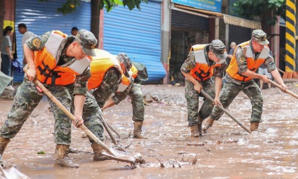 Olujne kiše u Kini izazvale poplave