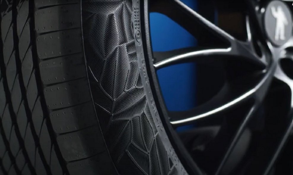 Michelin automobilska guma koja sadrži 45 posto održivih materijala