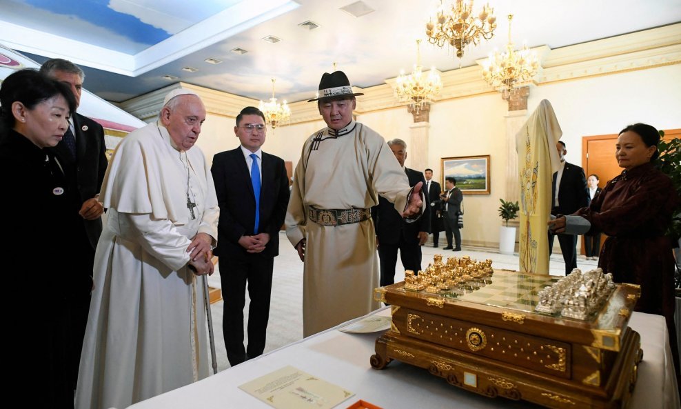 Papa Franjo u Mongoliji