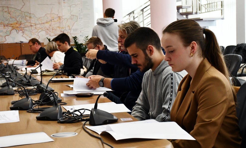 Potpisivanje ugovora o stipendiranju studenata u Slavonskom Brodu (ilustrativna fotografija)