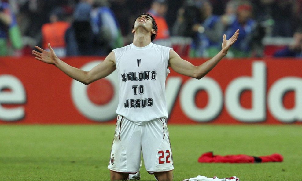 'Pripadam Isusu' - poznata majica u kojoj Kaka igra utakmice