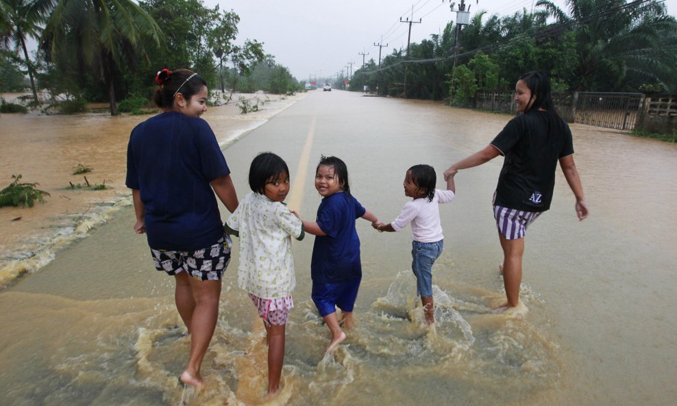 tajland poplava