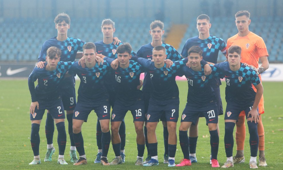 Hrvatska nogometna U-17 reprezentacija