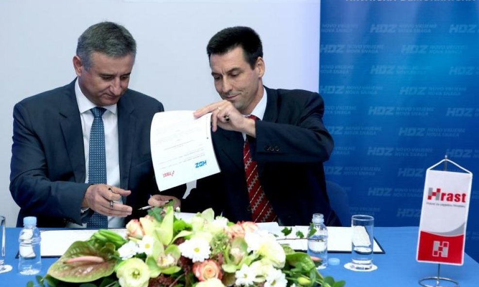Karamarko i Ilčić potpisali sporazum (1)