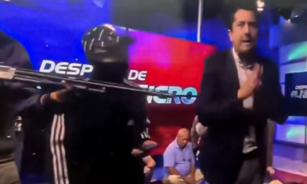 Upad kriminalaca na TV postaju u Ekvadoru