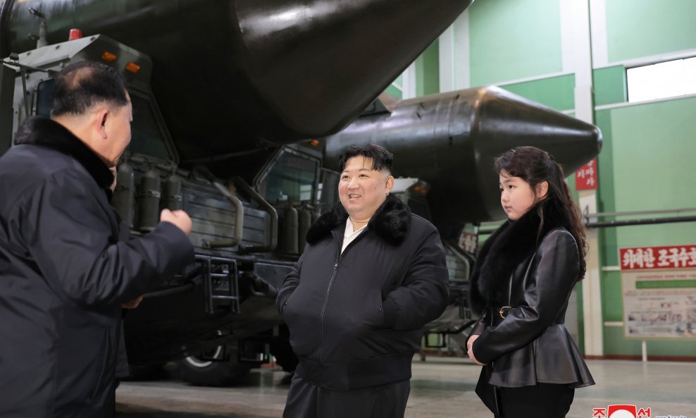 Kim Jong Un i njegova kćer Ju Ae