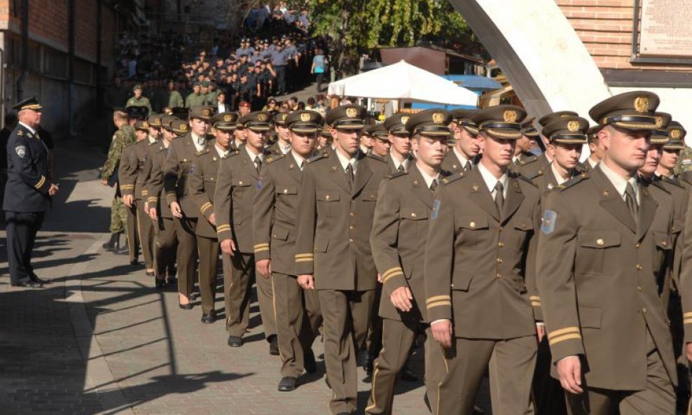 Hrvatska vojska dočasnici