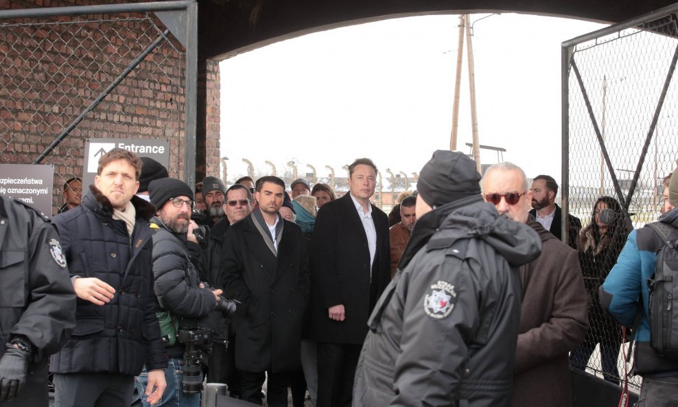 Elon Musk posjetio lokaciju koncentracijskog logora Auschwitz-Birkenau