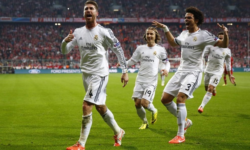 Bayern Munich - Real Madrid, Sergio Ramos slavi sa suigračima 1