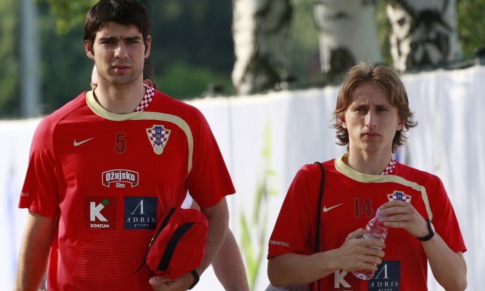 Vedran Ćorluka, Luka Modrić 2008