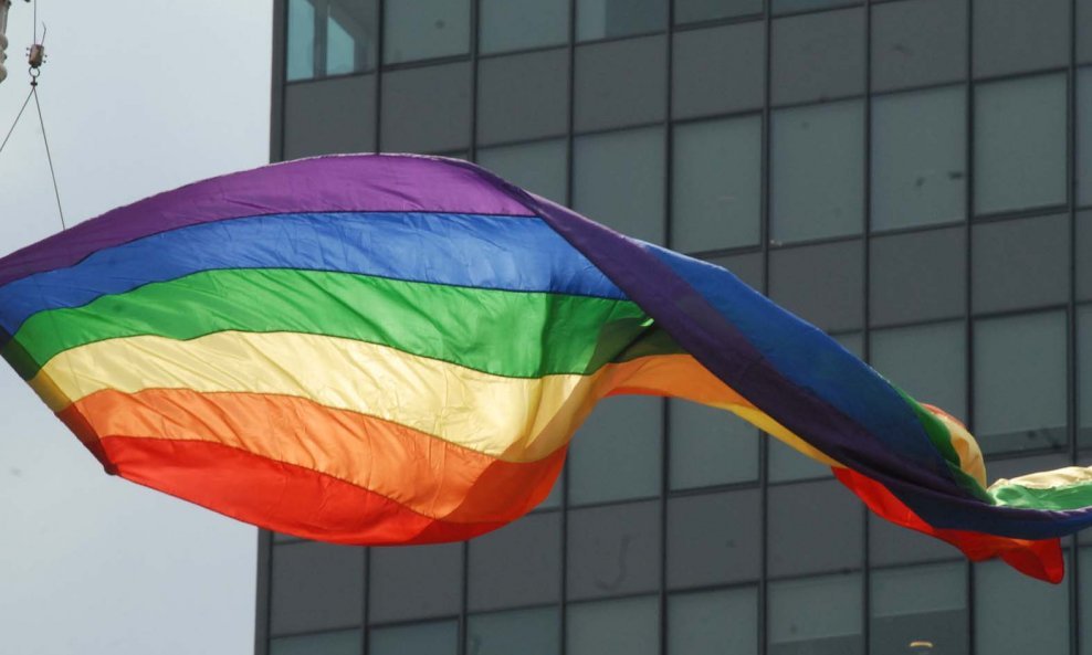 zastava gay pride rainbow