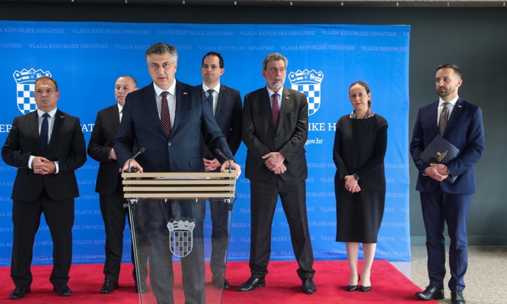 Andrej Plenković i ministri