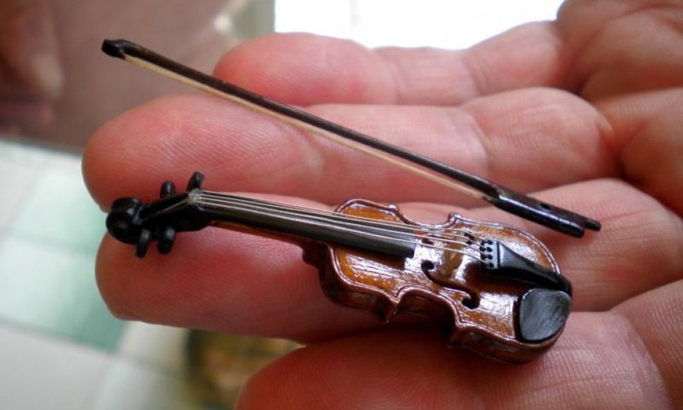 najmanja violina