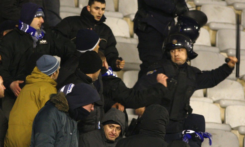 Hajduk - Dinamo, BBB, policija, huligani