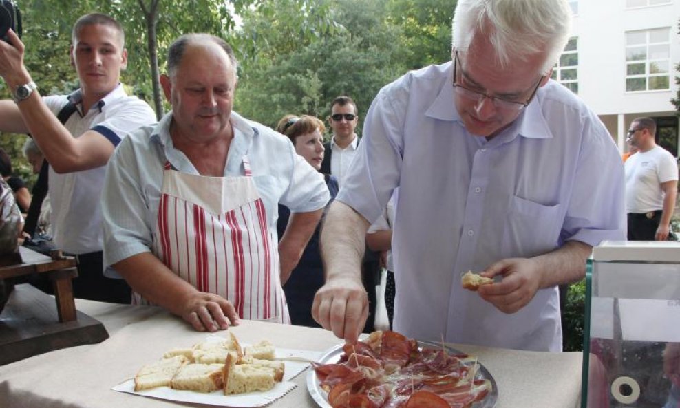Ivo Josipović pršut
