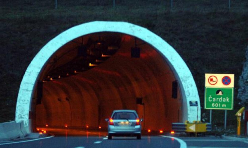 tunel čardak