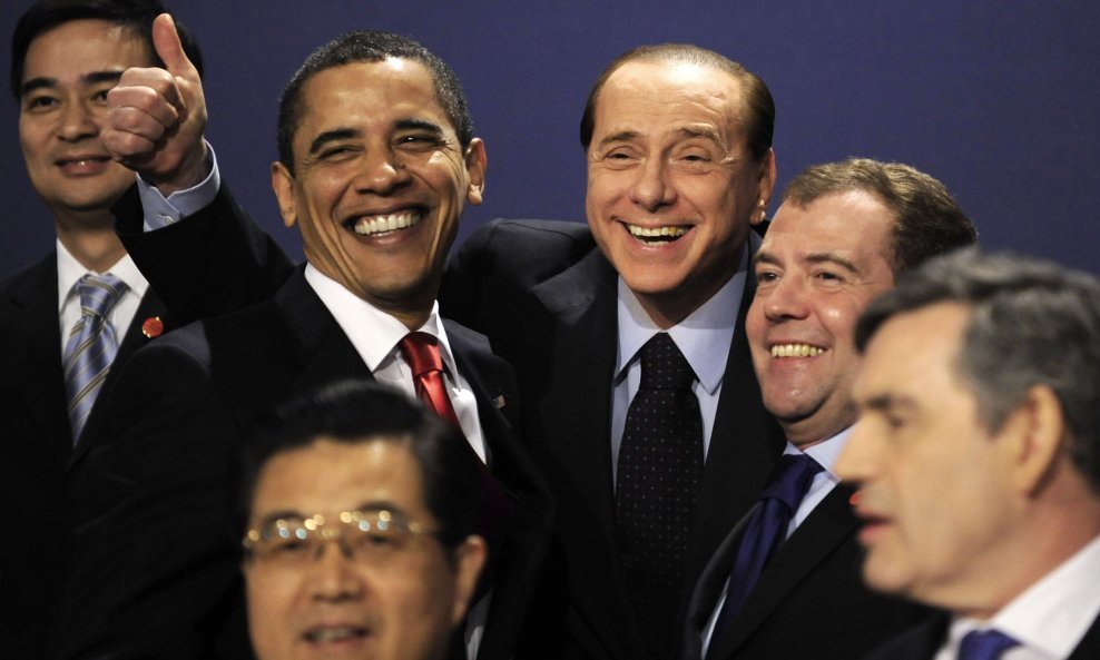 Obama, Berlusconi,  Medvedev, Brown i Jintao 