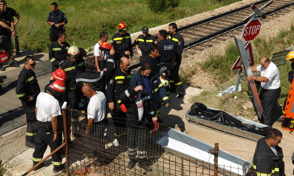 nesreća vlak kašteli poginuli