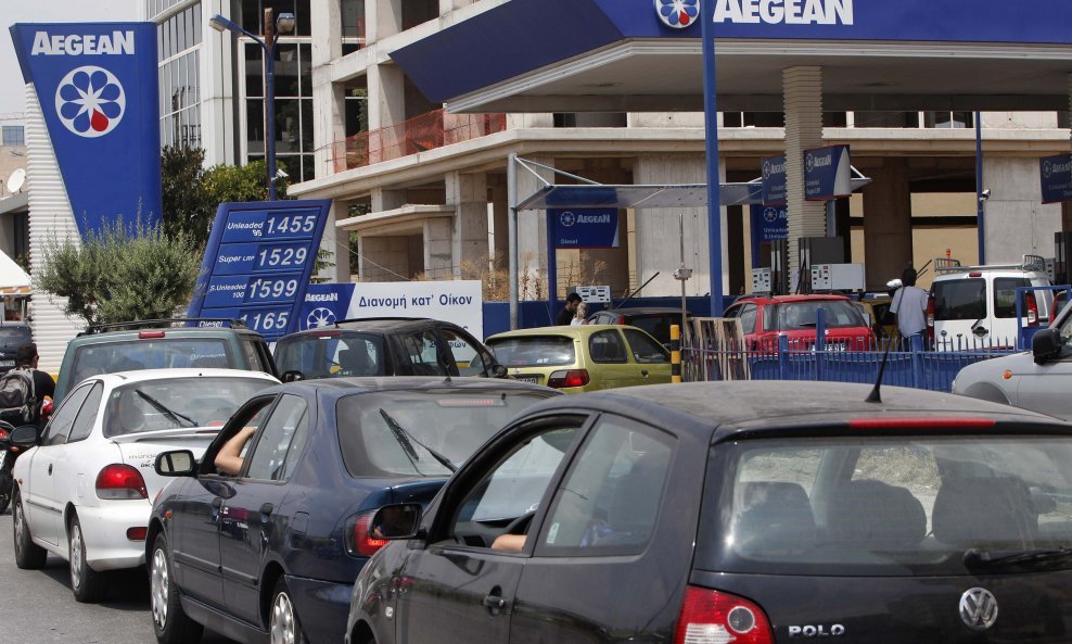 Red na benzinskim postajama u Grčkoj