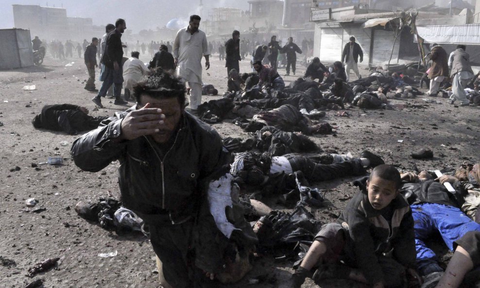 Afganistan bombaški napad