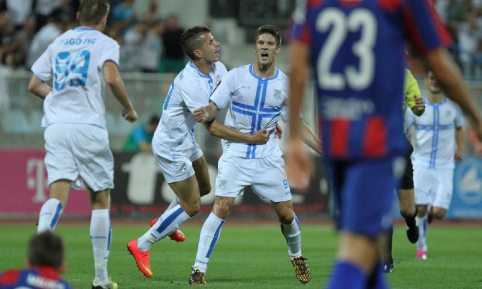 Kramarić slavi svoje golove protiv Hajduka