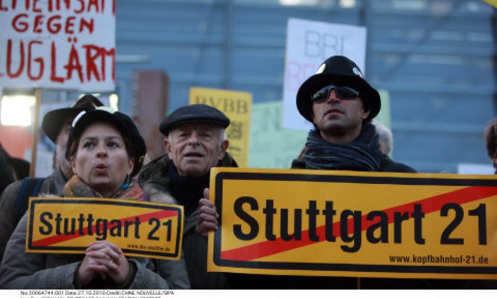 Stuttgart 21, prosvjedi