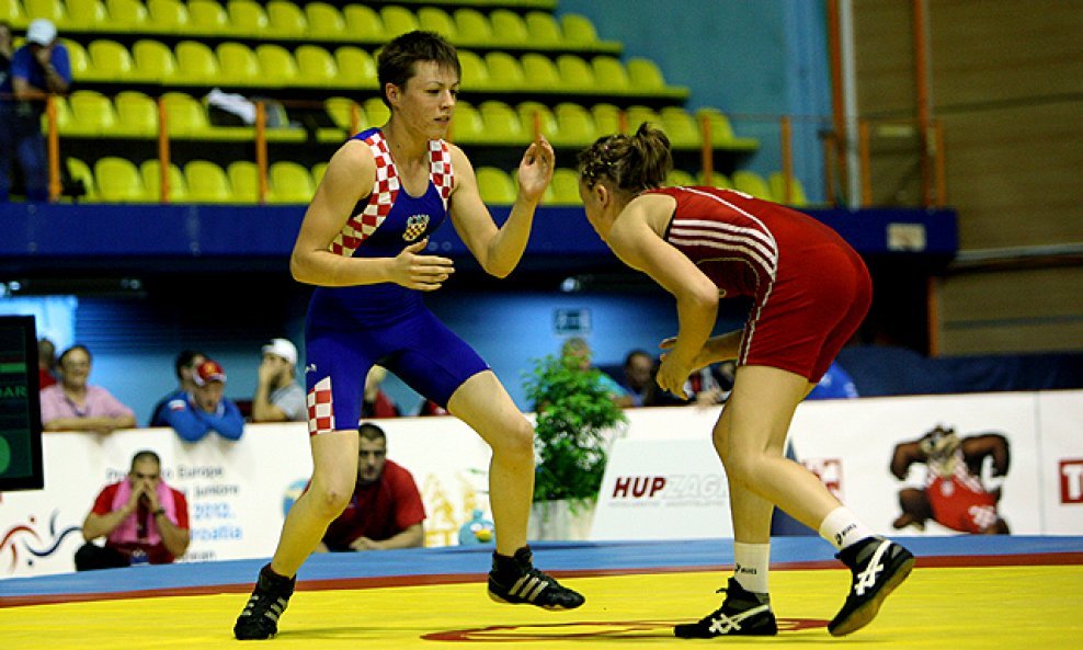 U juniorskoj konkurenciji natjecala se i kadetkinja Martina Vazdar