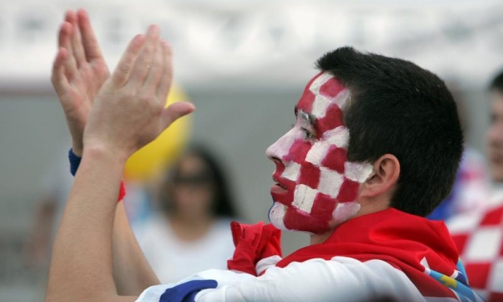 hrvatski navijač nacionalno jedinstvo domoljublje