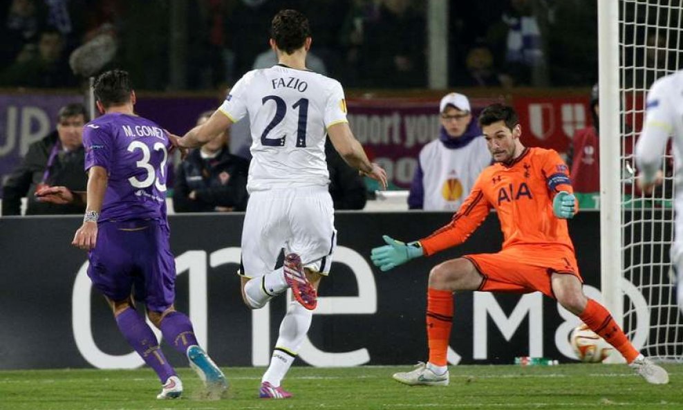 Gomez zabija Tottenhamu