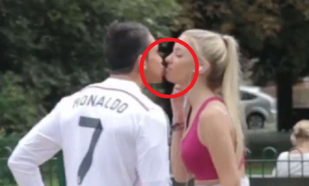 Ronaldo se 'ljubi'