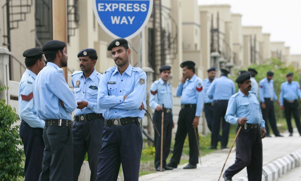 Pakistanski policajci