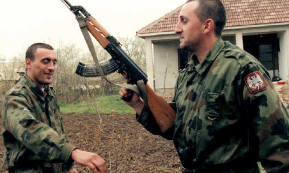 srpski vojnici srpska vojska kosovo