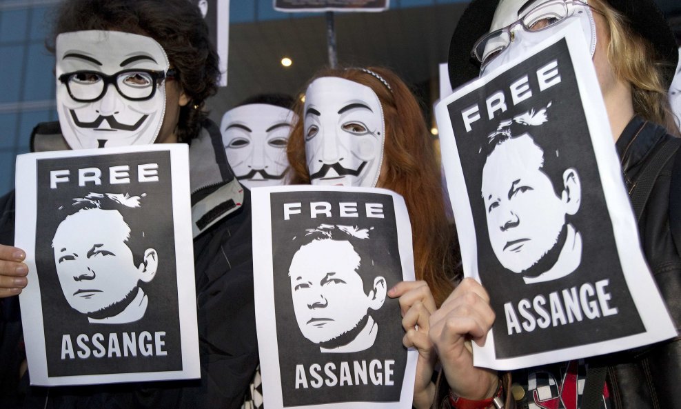 Assange suđenje