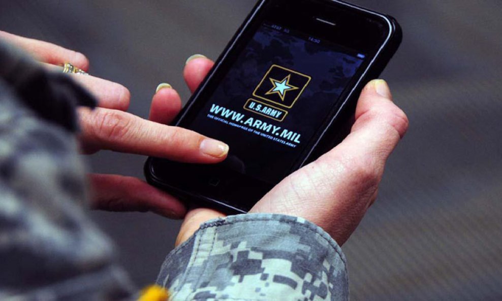 us army iphone