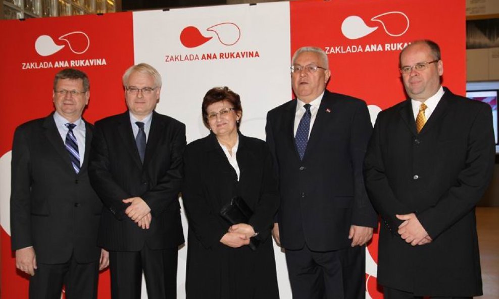 Ivo Josipović Marija Rukavina Luka Bebić koncert za život