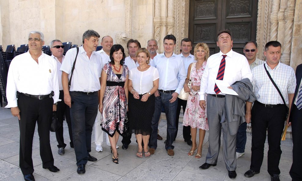 obiteljski foto koalicija SDP-HNS-IDS