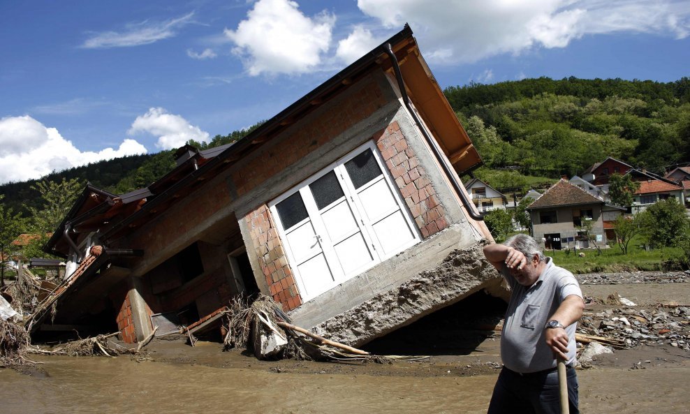 Poplave u Srbiji klizište