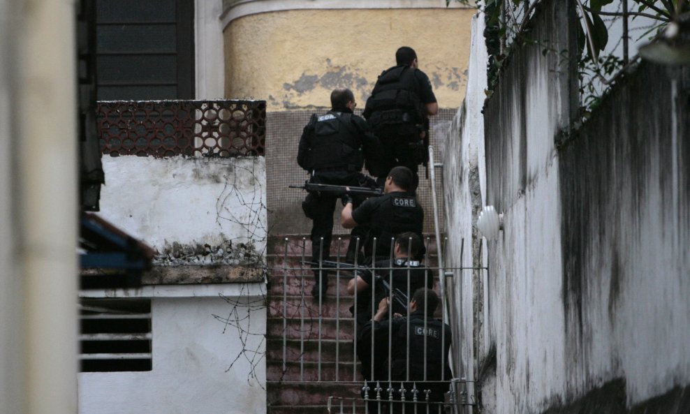 Policija u Brazilu