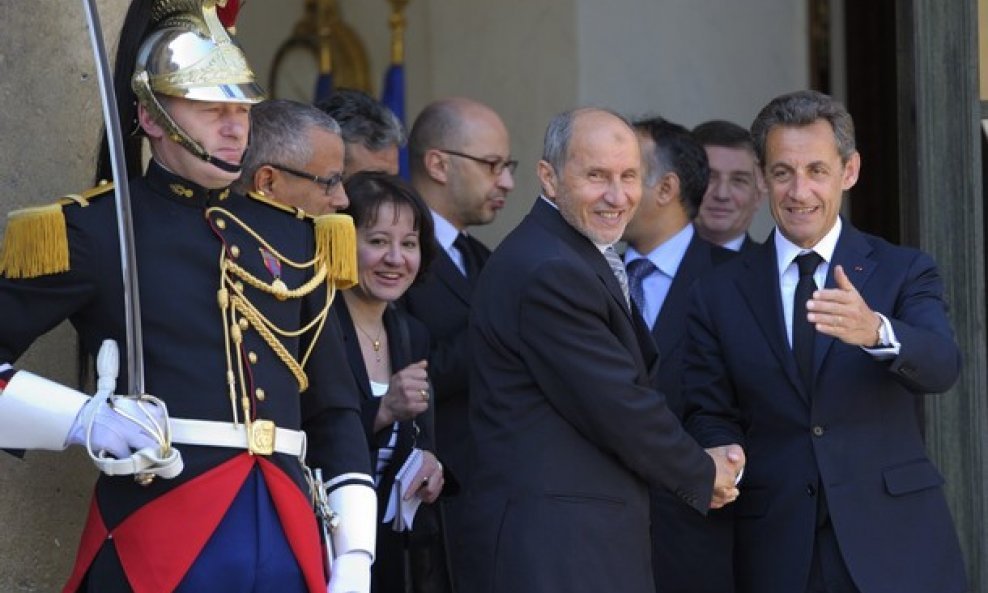 Mustafa Abdel Jalil i Nicolas Sarkozy