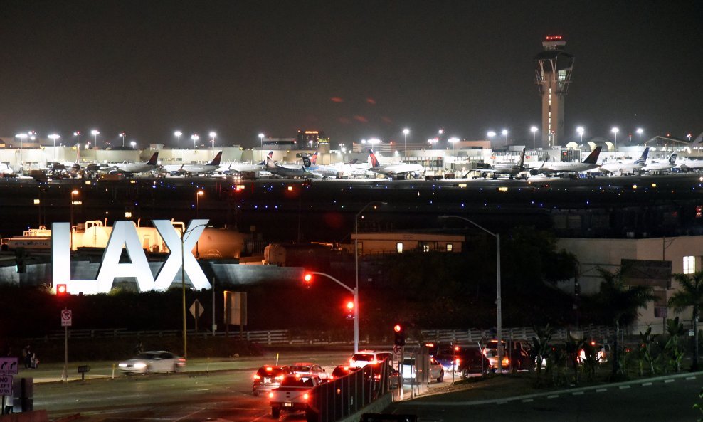 LAX