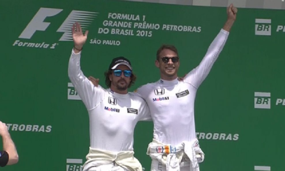 Alonso i Button na postolju