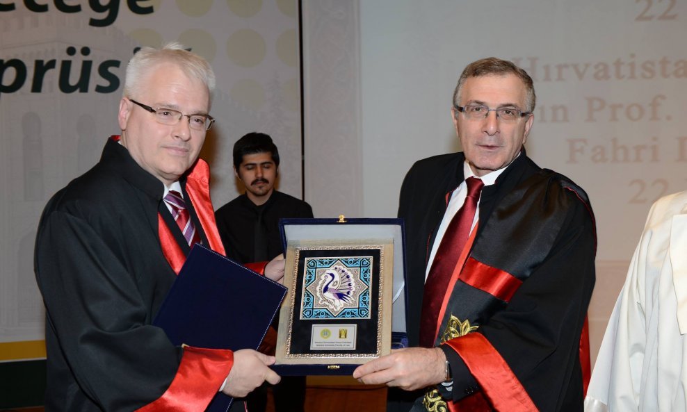 Ivo Josipović počasni doktorat