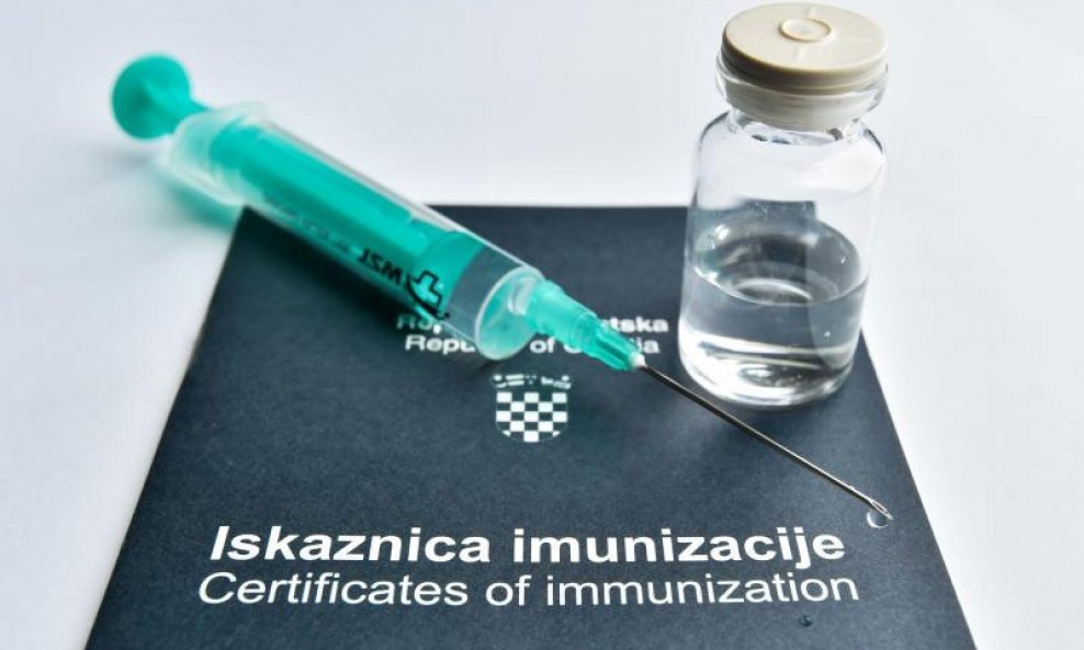imunizacija cijepljenje cijepni karton