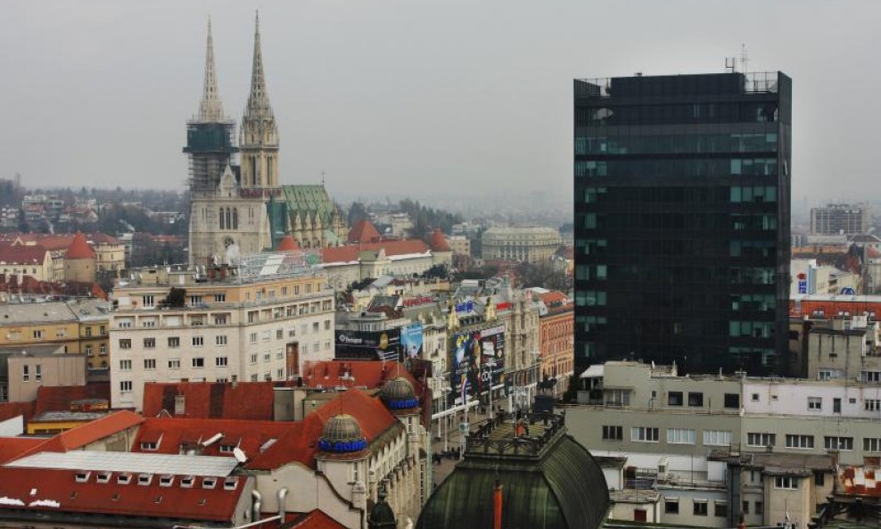 Zagreb neboder katedrala