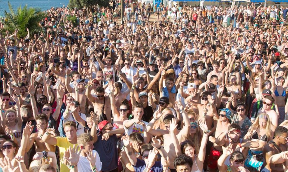 outlook beach stage